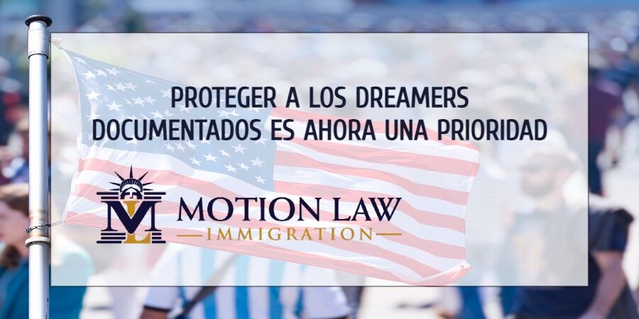 Experta: Es hora de proteger a los Dreamers documentados