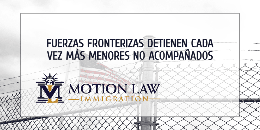 Cientos de menores de edad llegan a las fronteras diariamente